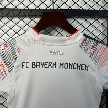Bayern Munich Visita 25/26